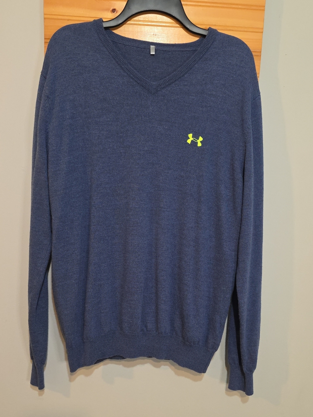 Under Armour Mens Navy Merino Wool V-Neck Sweater Sz XL Golf Preppy Layer